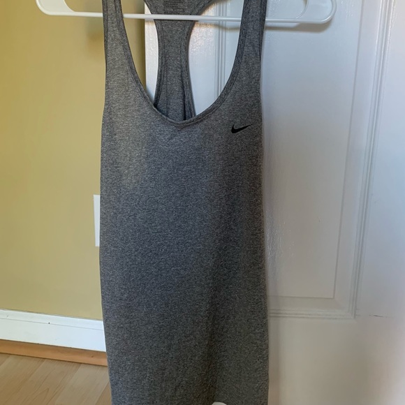 Nike Dri-Fit Gray Razorback Tank Top - Picture 3 of 4